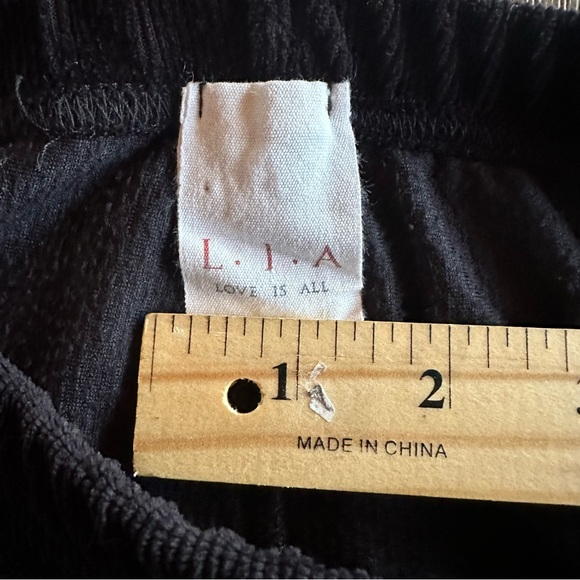 L.I.A. Black Corduroy Inspired Stretch Pull-on Flare Pants Women’s Size Large - Picture 3 of 8